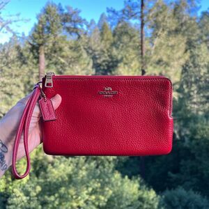 COACH Double Zip Wristlet Phone Wallet Red Pebble Leather Gold Hardware AUTHNTC
